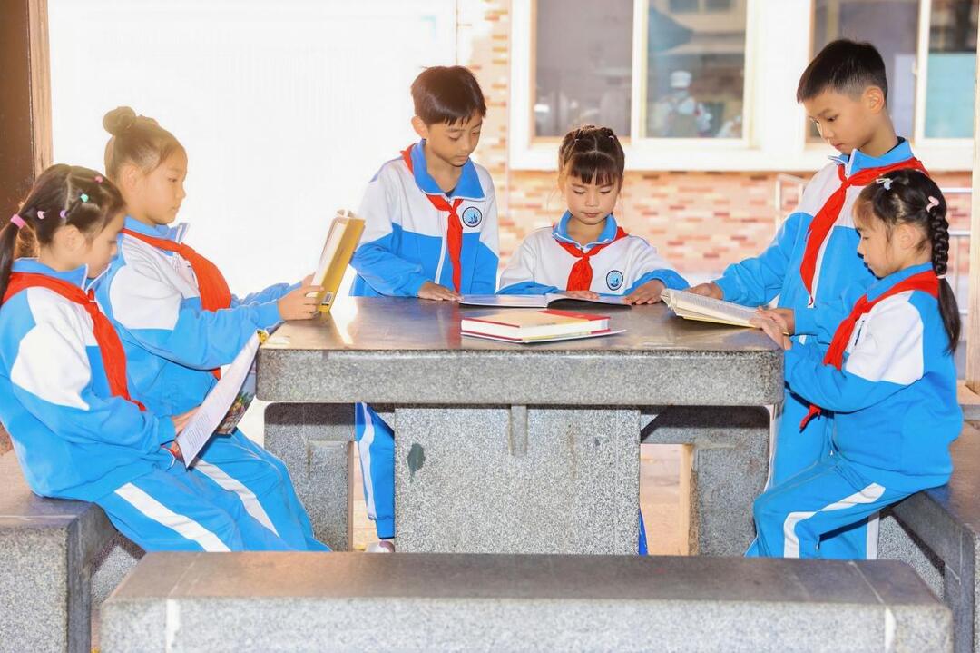 星耀校园，共育花开——长沙市实验小学梅溪湖学校举行“星辰”教学开放日