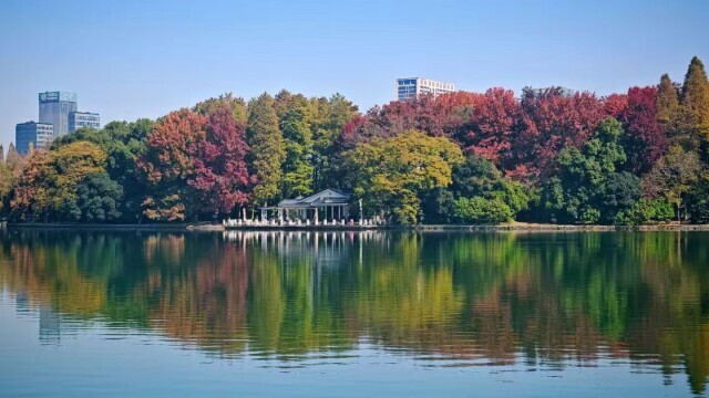 侃财邦｜天气渐冷，“暖经济”升温