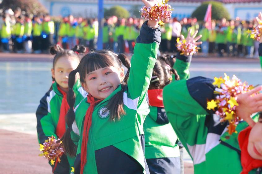 召市镇中心小学冬季田径运动会圆满收官