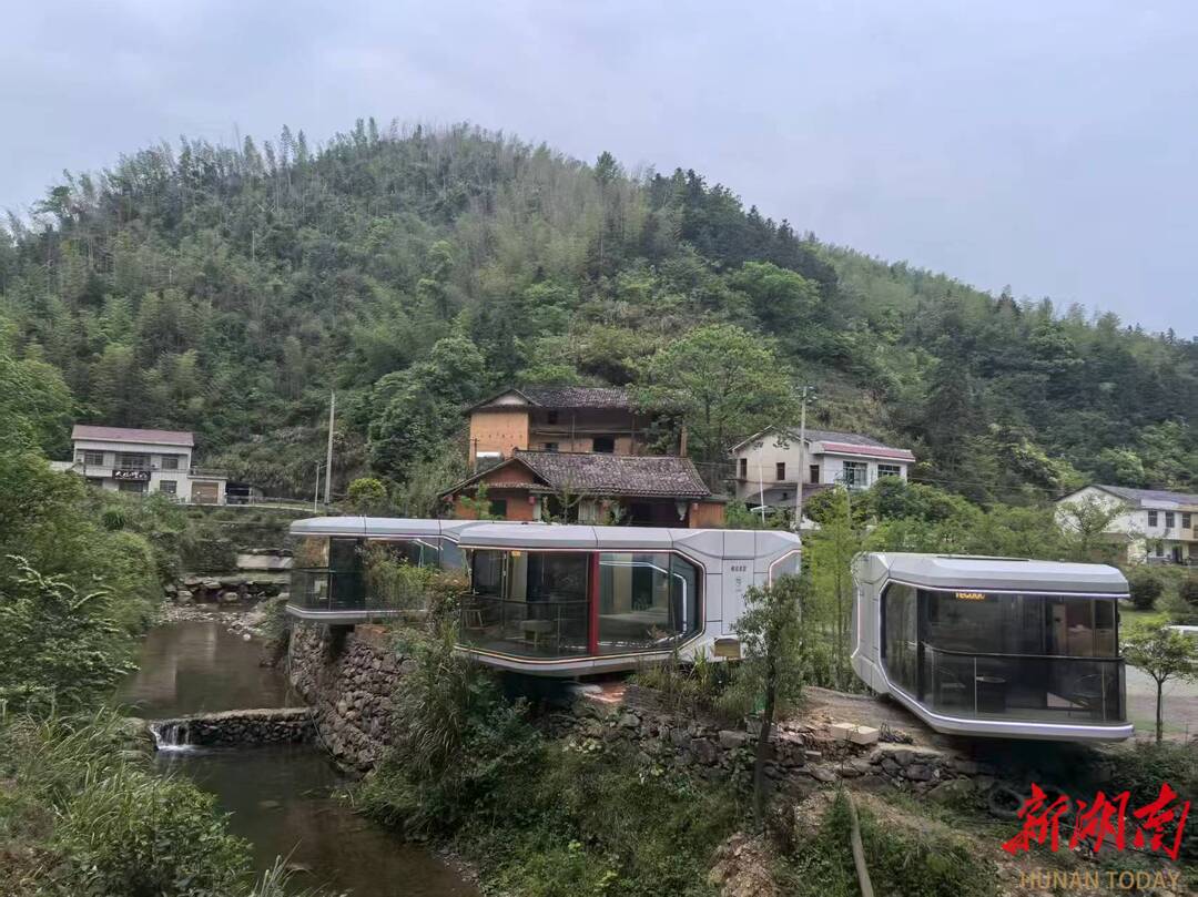 雅高美墅携智能太空舱亮相2025湖南旅博会