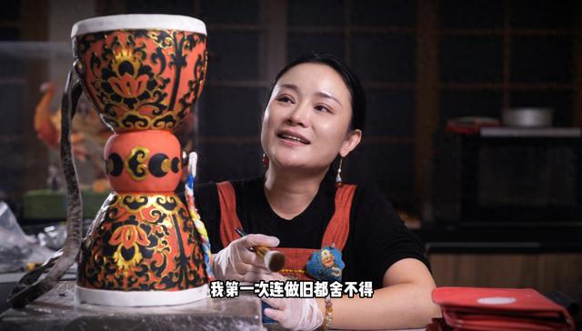 这个文物有点“甜” 民族文化宫“镇馆之宝”被做成蛋糕~