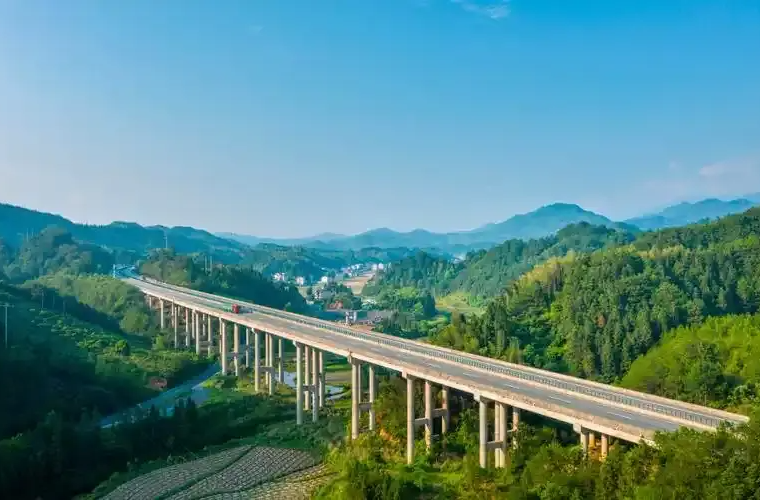 娄底融媒｜最新！湖南省高速公路启用33处、停止使用11处测速点位的公示