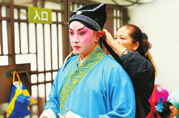 巴掌舞台，也唱人生大戏|湘江副刊艺风