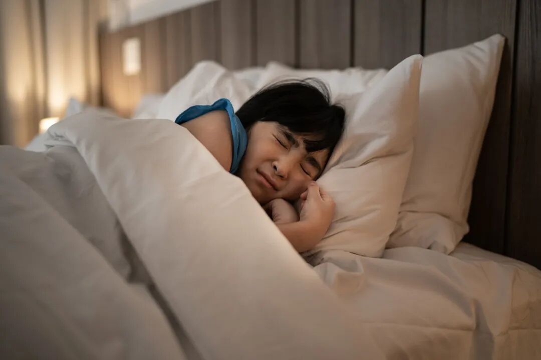 睡觉时猛然一抖、突然惊醒，是身体在求救吗？