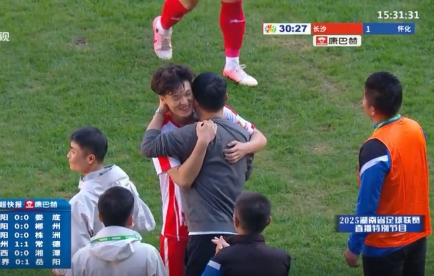 快讯｜2:1李章毓再进一球！