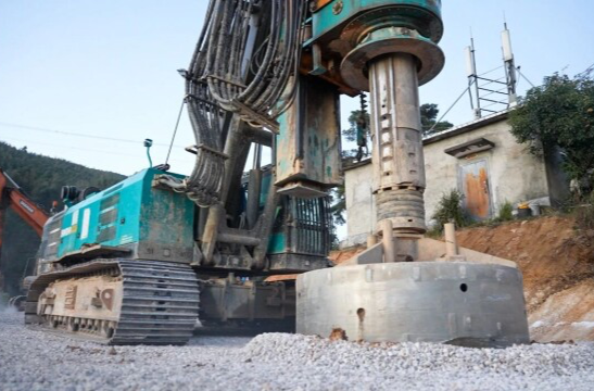 湘黔两省将再添交通大动脉 G6025洞天高速先行工程开工