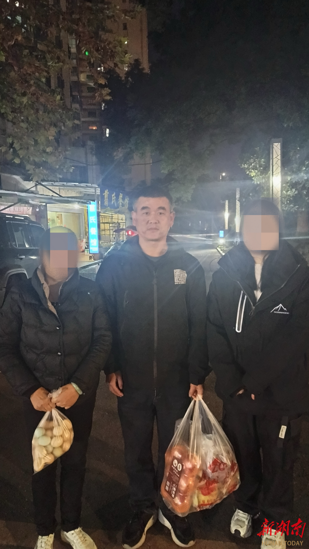 寒夜沅江生死援救 常德退伍军人纵身一跃彰显军人本色