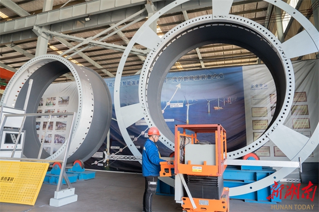 Domestic-made Intelligent Equipment Achieves Import Substitution