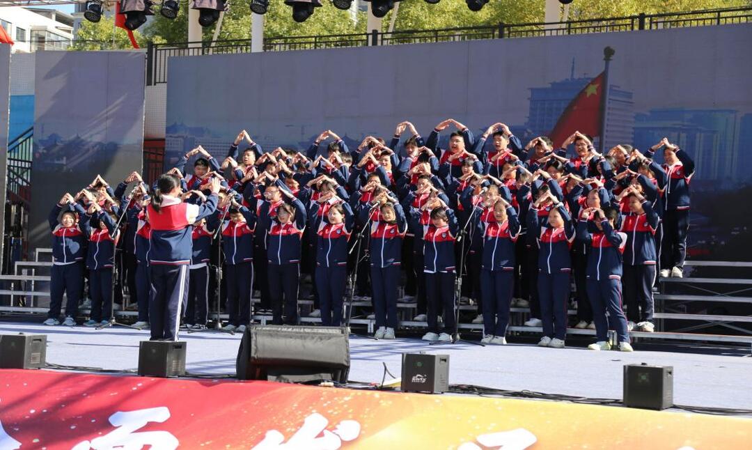 衡南一中云集校区举办校园建制班合唱比赛