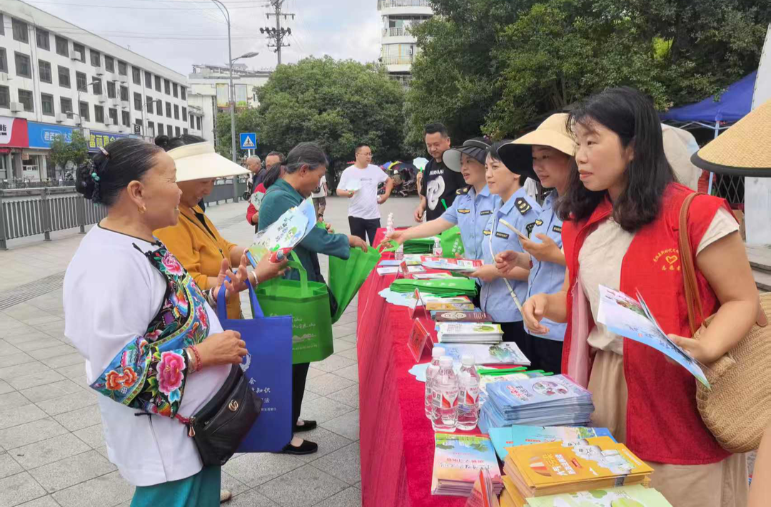 花垣开创“环保管家”式监管新路径