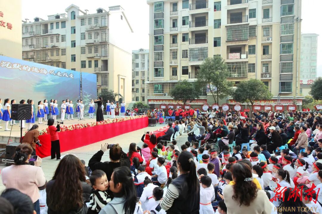 打破校园围墙！石鼓区“家校社”三维共育课堂展示活动“声”入人心