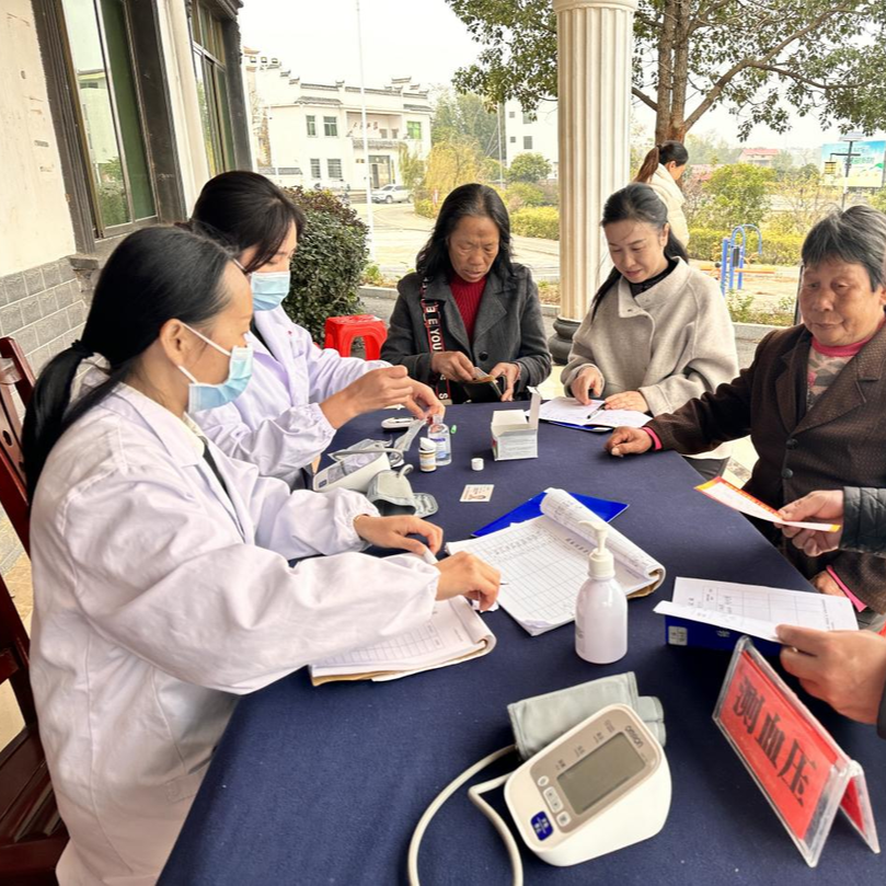 祁阳市人民医院机关一、五支部赴新塘角村开展助力乡村振兴大型义诊活动