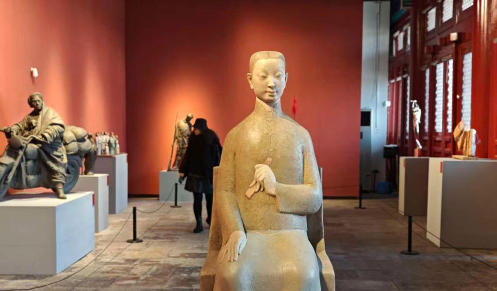 在六百年太庙，看当代青年雕塑创作的多元面貌