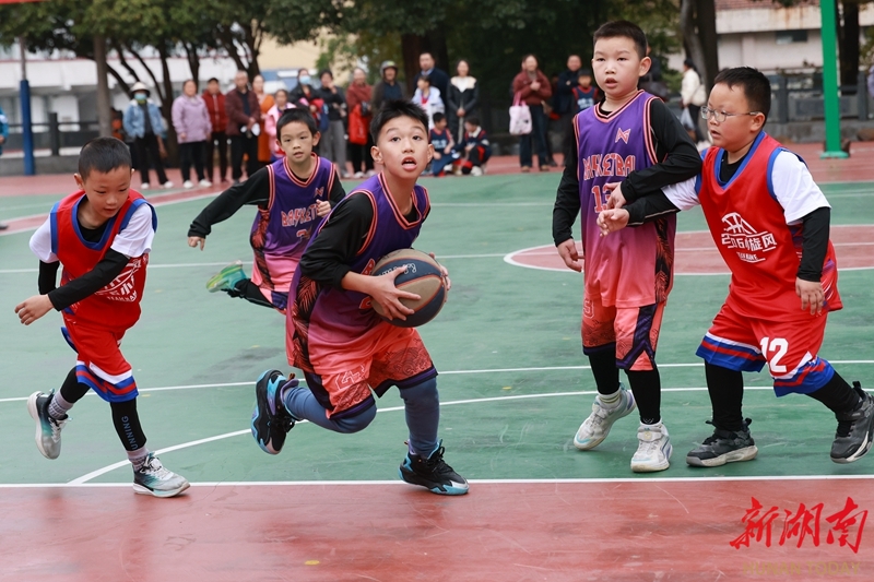 快乐篮球 健康成长