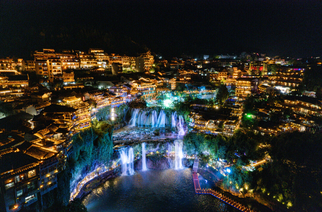 湖南唯一！看芙蓉镇景区如何海外吸睛@湖南日报要闻