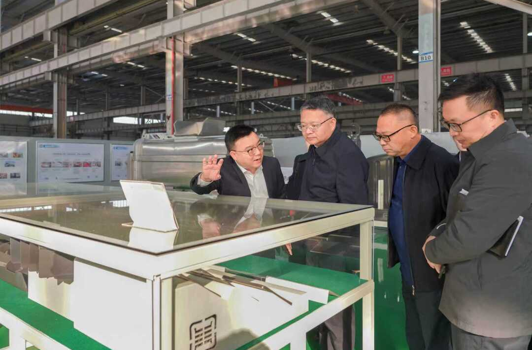 邹特调研新区重点企业及企业帮扶工作