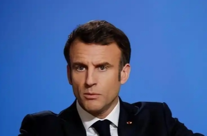 法国总统马克龙抵达成都