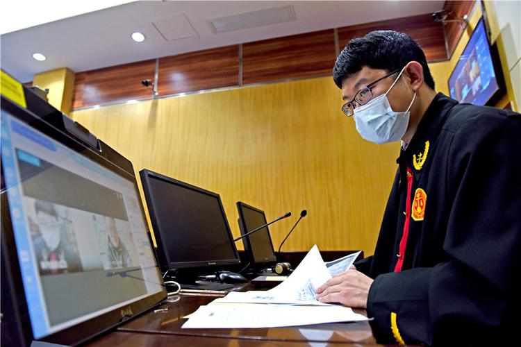 云端庭审帮她追回养老钱