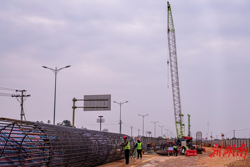 长沙南部至机场交通“主动脉”加速打通