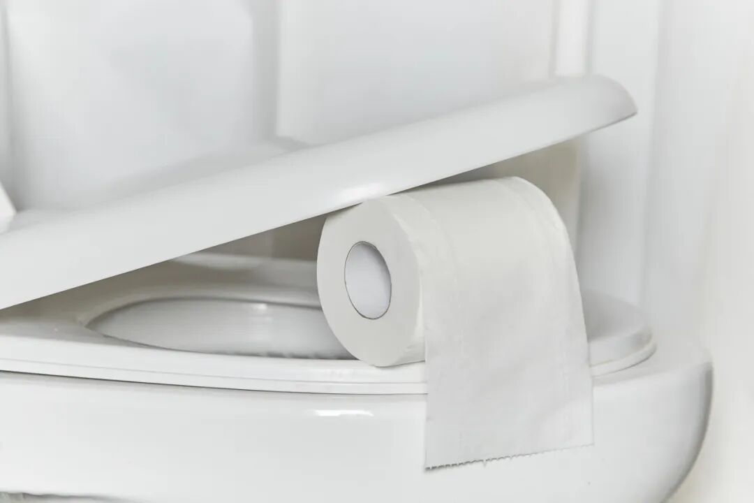 上厕所，坐着好还是蹲着好？最佳姿势竟然是……