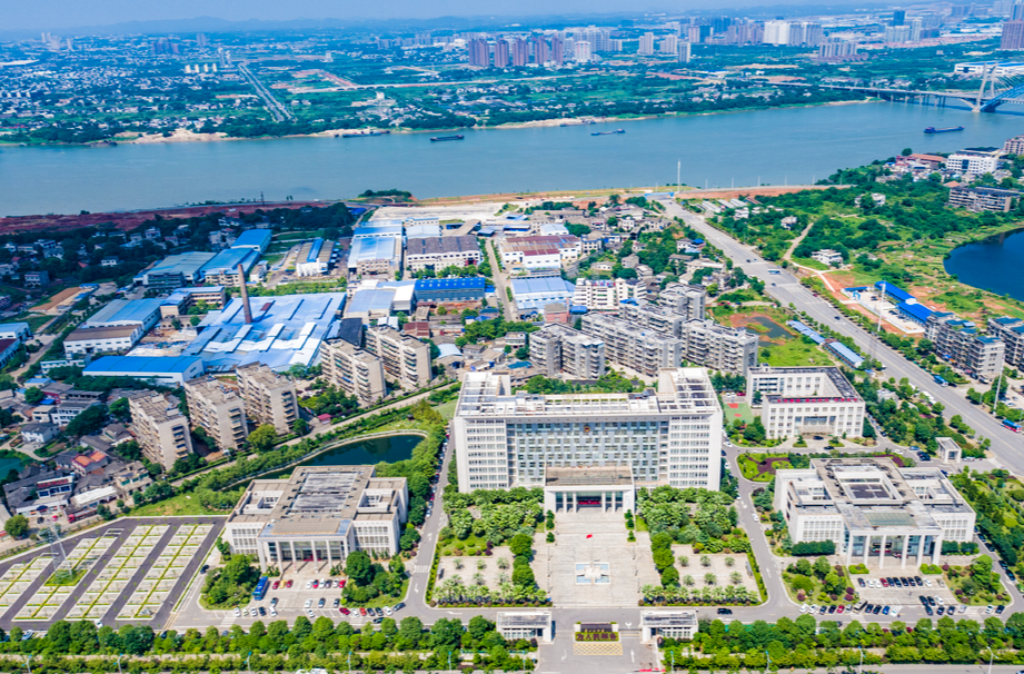 潮涌岳塘——一座中部城区的高质量发展答卷丨湖南日报整版推介