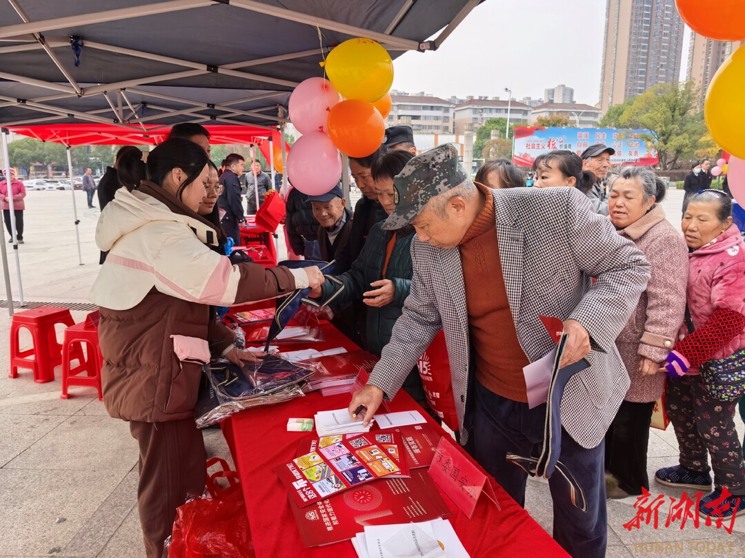 永州市委办公室开展“宪法宣传周”活动