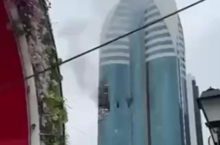 俄罗斯车臣共和国首府遭无人机袭击