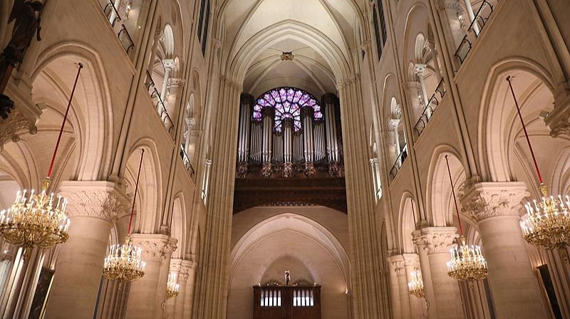 恢复开放一年间 巴黎圣母院迎访客1100万人次