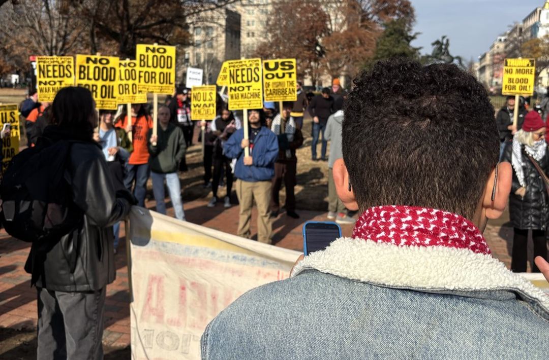 美国逾60城举行示威活动 抗议对委军事行动