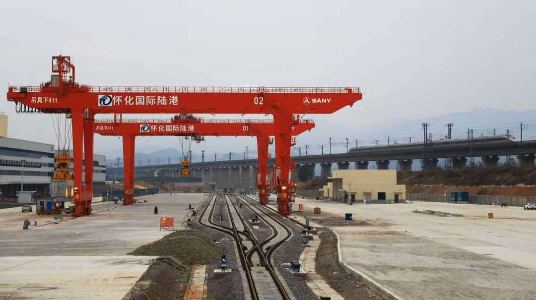 怀化国际陆港多式联运铁路专用线调试