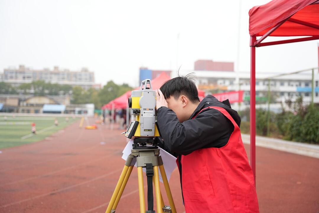 长沙市“星城杯”工程测量技能竞赛暨天心区第三届“天工杯”职工职业技能竞赛举行