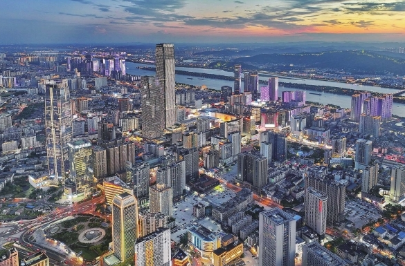 湘涌新潮①丨顶流夜经济，长沙何以炼成