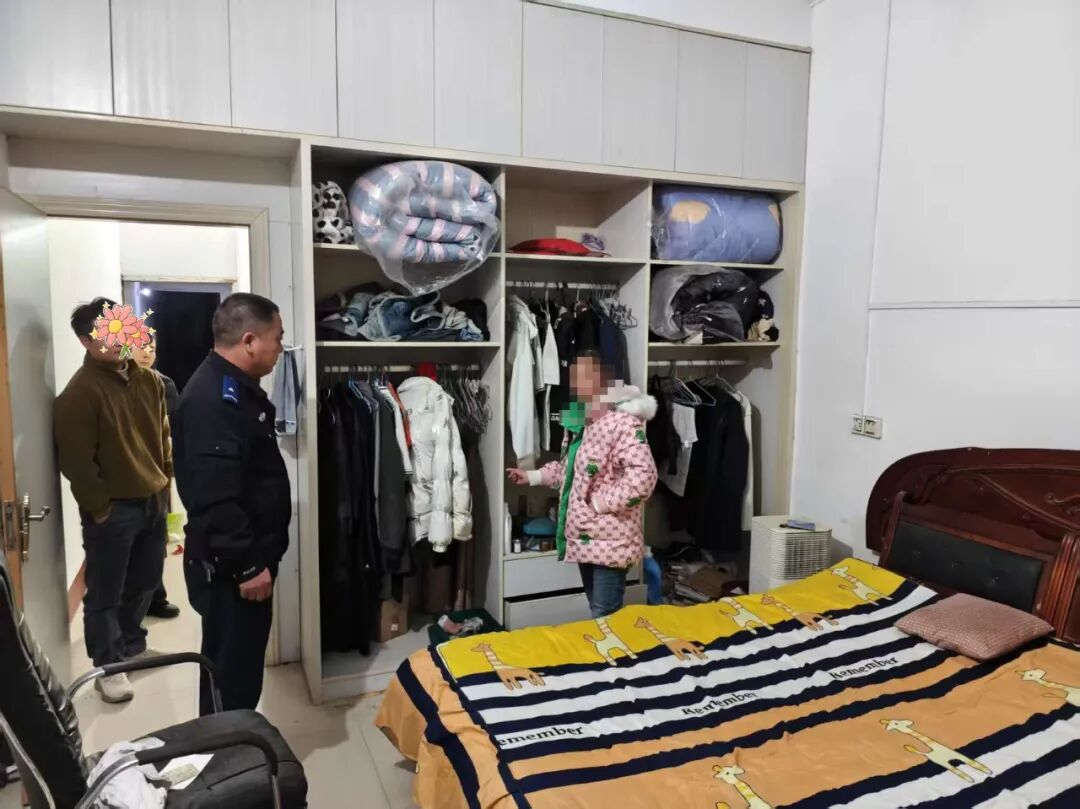 湘潭县公安破获系列入室盗窃案