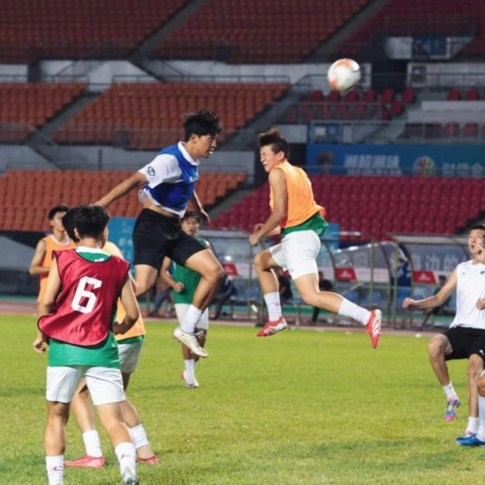 观点头条 | 踢出圈的足球，踢出来的消费