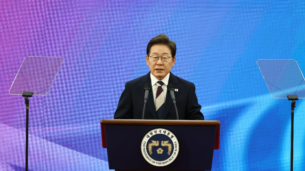 韩总统拟明年1月访问日本，预计围绕美日韩三边合作展开讨论