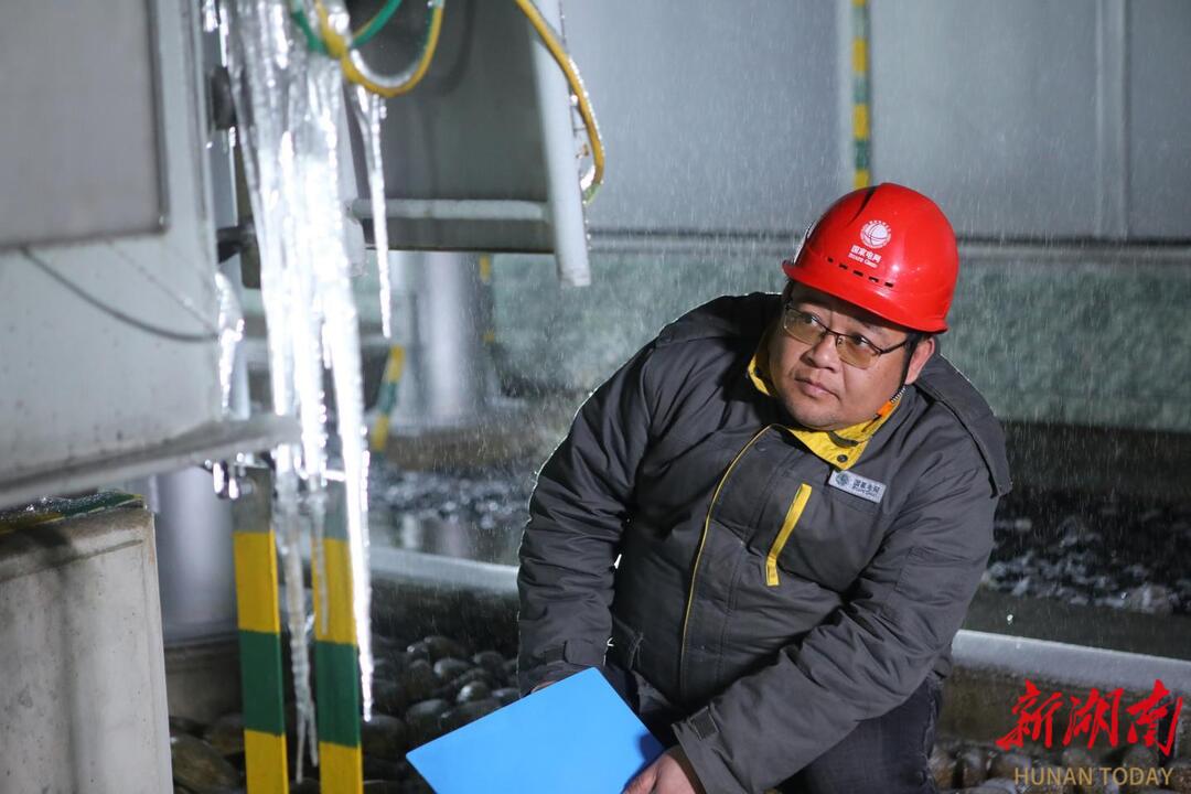 以铁血担当 守护万家灯火——记“最美国网人”雷尖虎