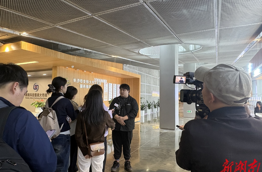 不卷简历卷创业！大四生打造大学生创业“缓冲带”