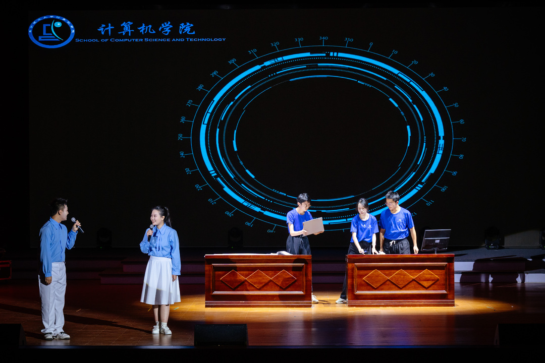 长沙理工大学举办第二十二届“十月诗会”