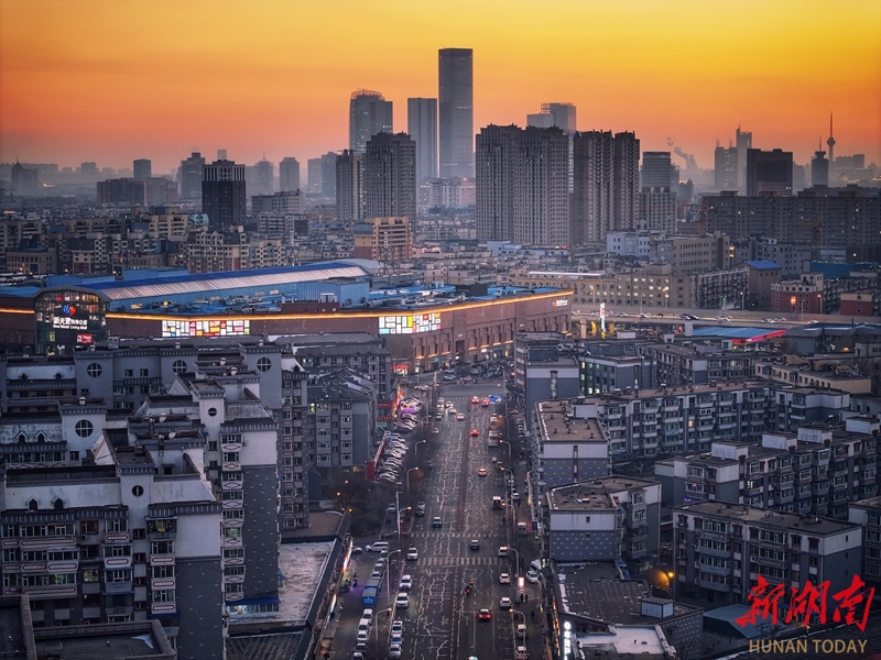 长春冬日 夜色“提前到场”