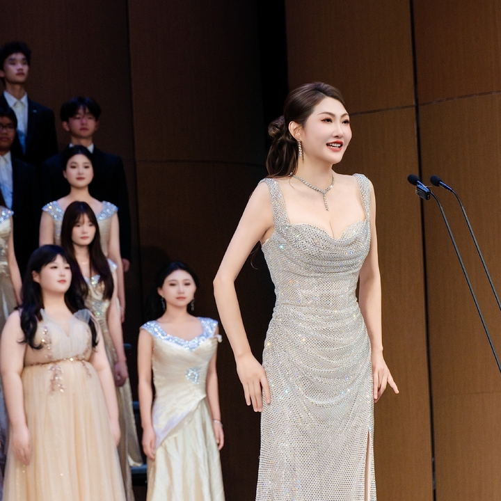 爱在科大·郑爱华国家项目独唱音乐会圆满举办