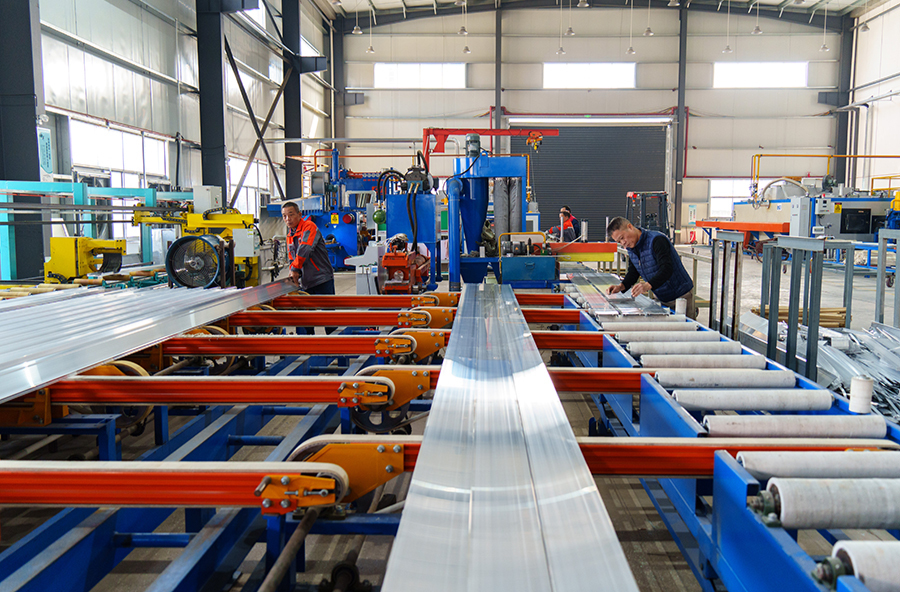 奋力冲刺“全年红”