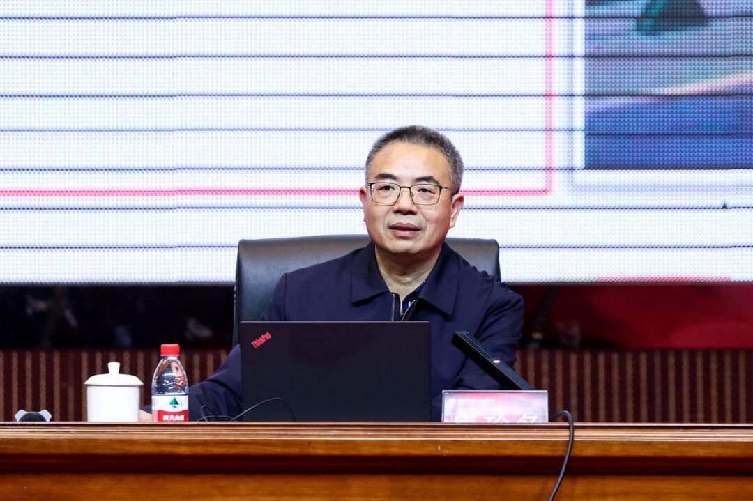 长沙民政职业技术学院举行“笃行湖畔”文化讲堂