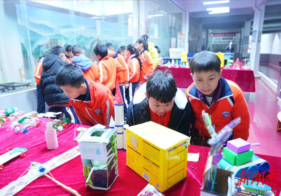 科技筑梦，创新成长——张家界北门小学科技节成果展示暨表彰活动圆满落幕