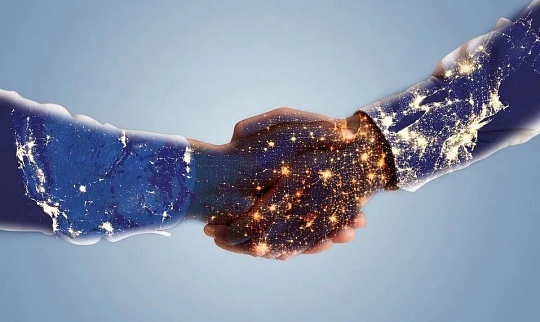 传统巨头跨界布局新兴产业 培育第二增长曲线