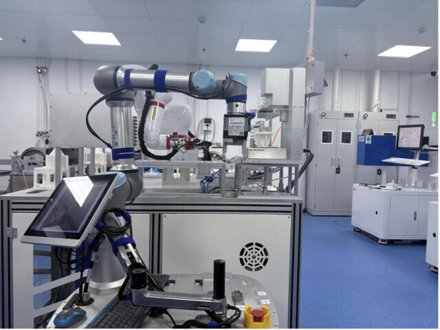 突破想象！AI机器人成为实验室“主力军”