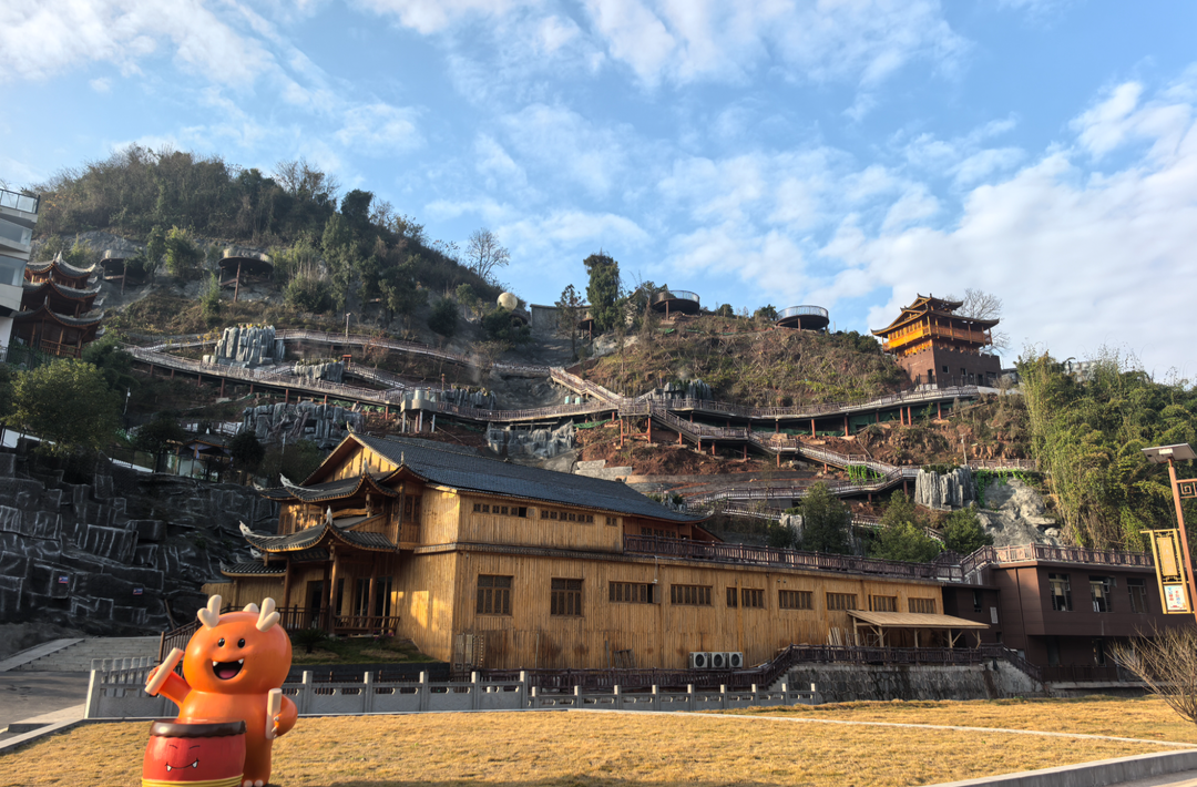 星期天，泡在麻阳云端温泉里