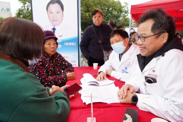 一次义诊，架起患者与优质医疗资源间的桥梁