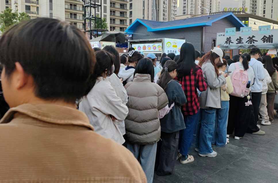 整条小吃街，竟用同一个收款码！最新进展来了