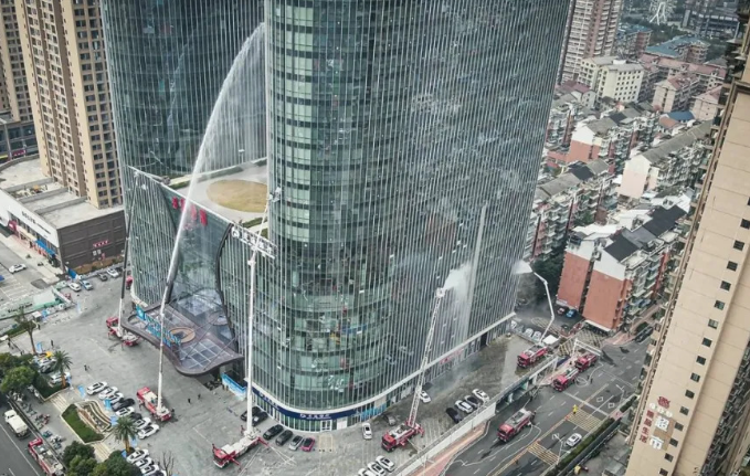 楼高一尺，危高一丈！湖南等省份排查整治高层建筑火患