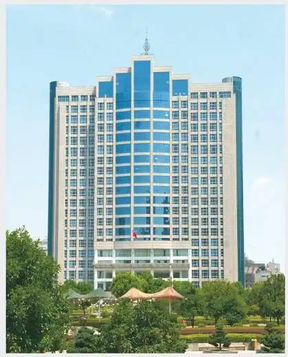 胡贺波主持召开湘潭市委常委会会议